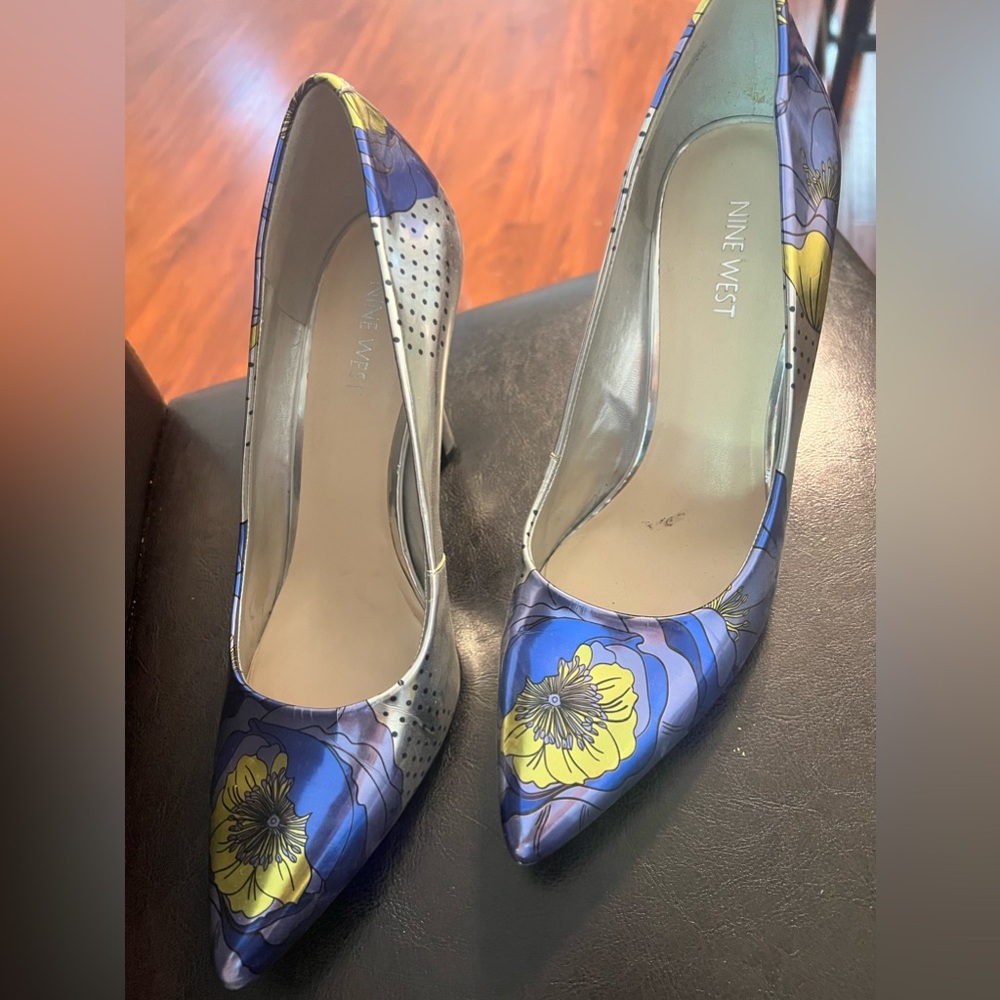 Nine West heels size 10